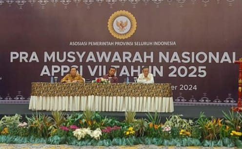 Ketua Umum Asosiasi Pemerintah Provinsi Seluruh Indonesia (APPSI), Al Haris membuka Pra Musyawarah Nasional VII APPSI tahun 2025 di Jakarta, Kamis (12/9/2024).
